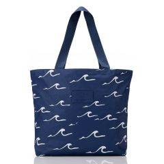 Aloha Seaside Day Tripper - White on Navy DAYCT053-NA01 